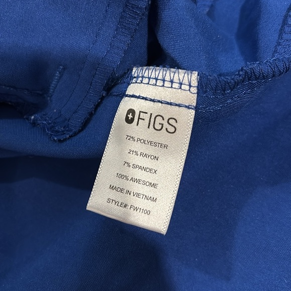 Figs Casma Top in Winning Blue, size S - Picture 6 of 7